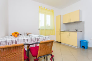 Appartement Tamara mit Küche in Kornic