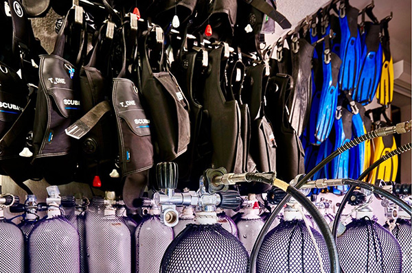 Attrezzatura | SCUBA PRO & MARES | DIVE CENTER KRK
